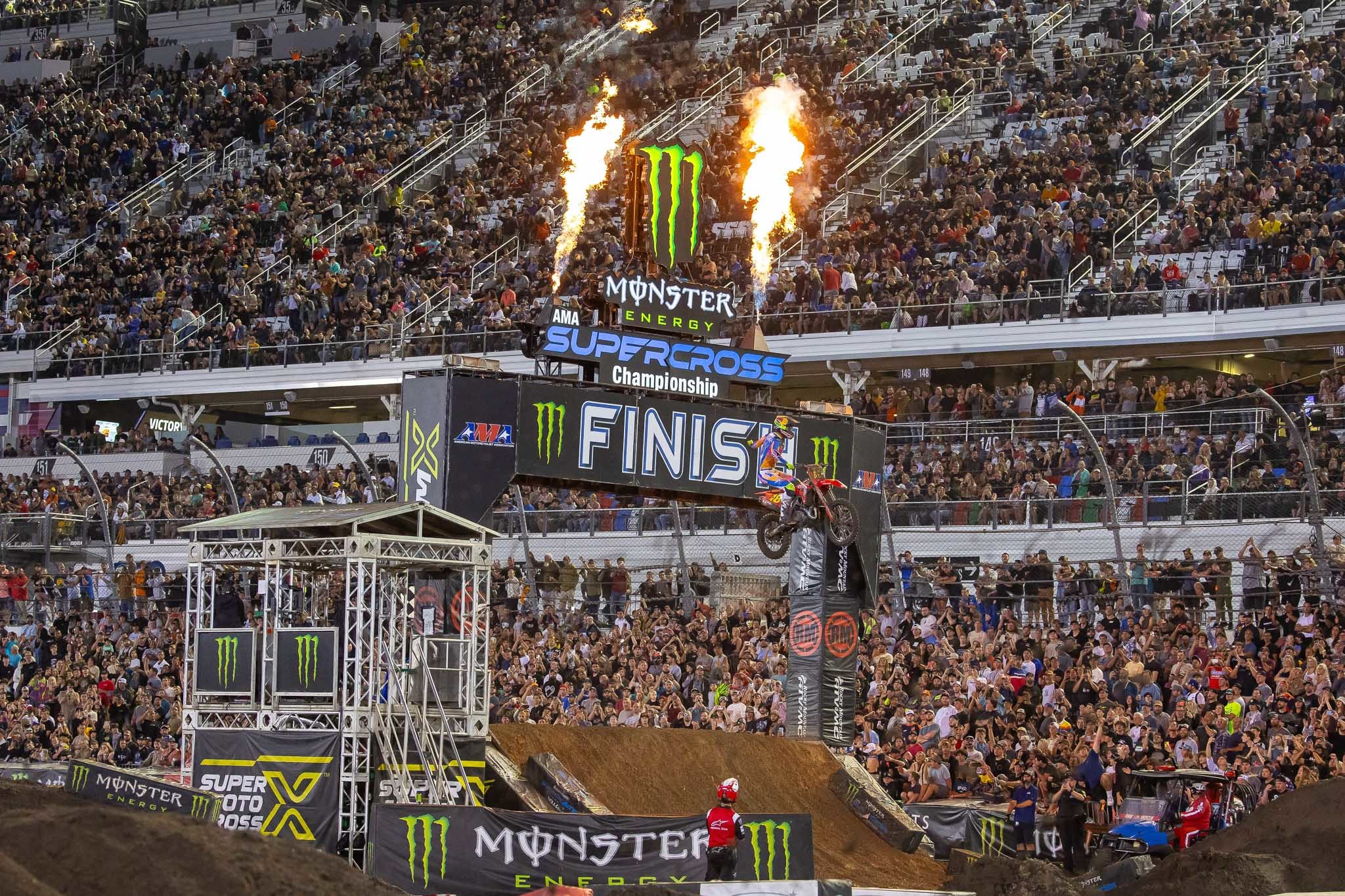450SX: Lawrence re di Daytona