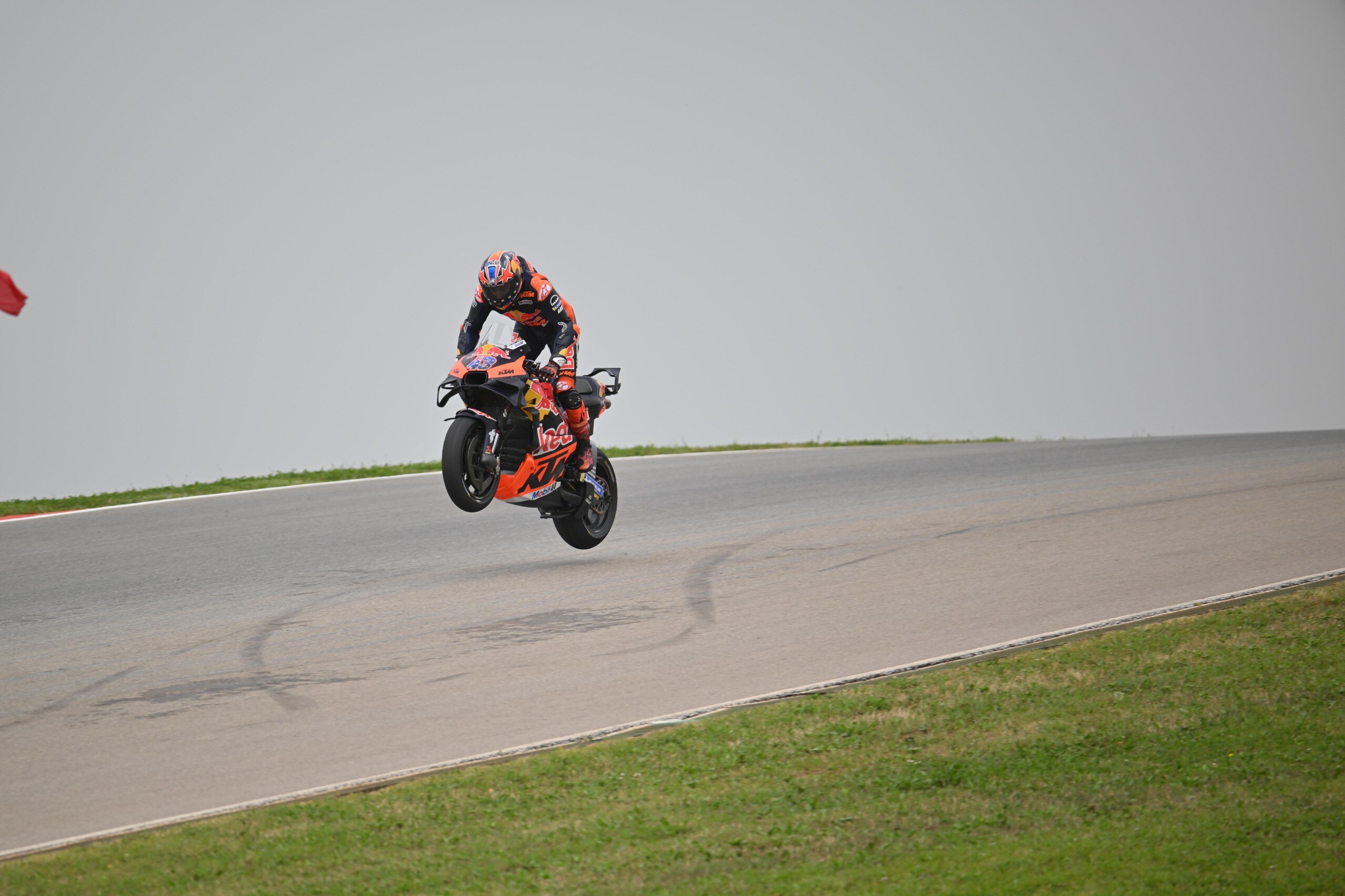 Le MotoGP decollano a Portimao: allacciate le cinture!