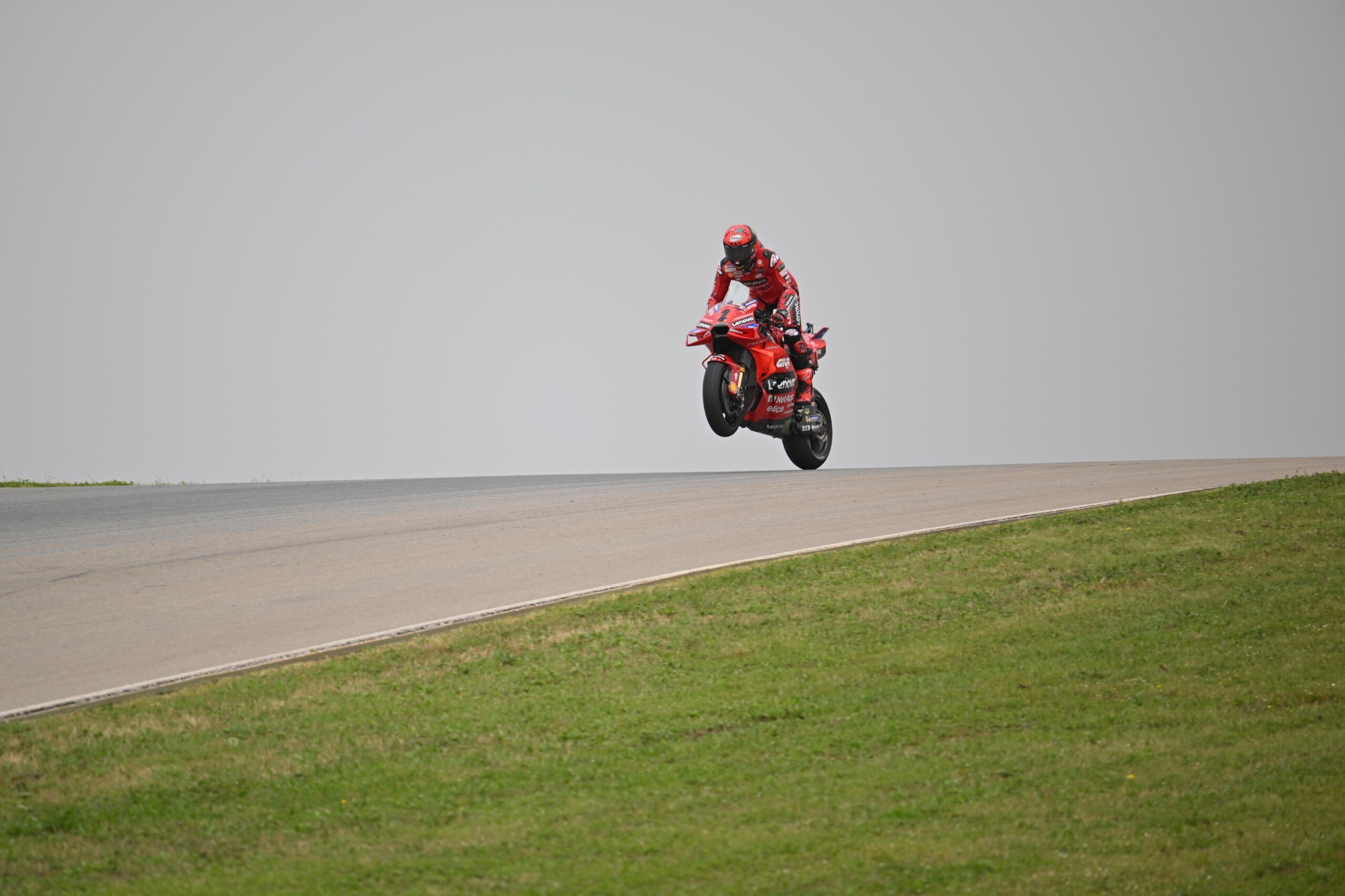 Le MotoGP decollano a Portimao: allacciate le cinture!