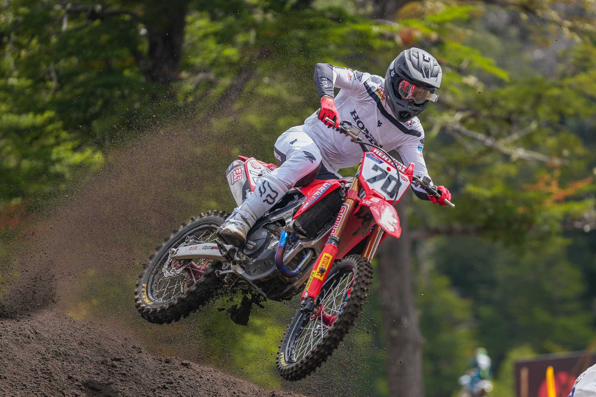 MXGP: Fernandez out in Spagna