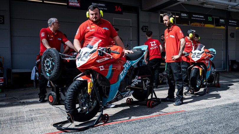 Prima pole per la Cina nel mondiale, la KOVE scrive un pezzo di storia