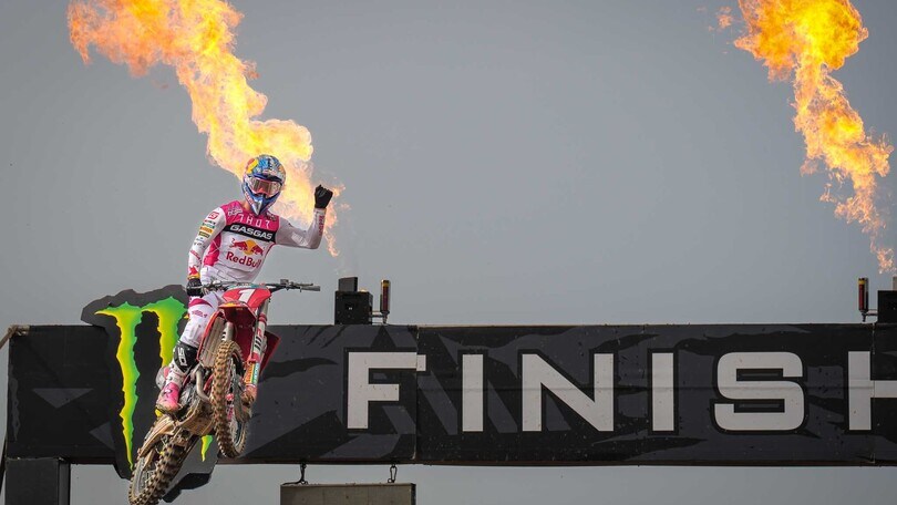 MXGP: tris di Prado nel sabato spagnolo