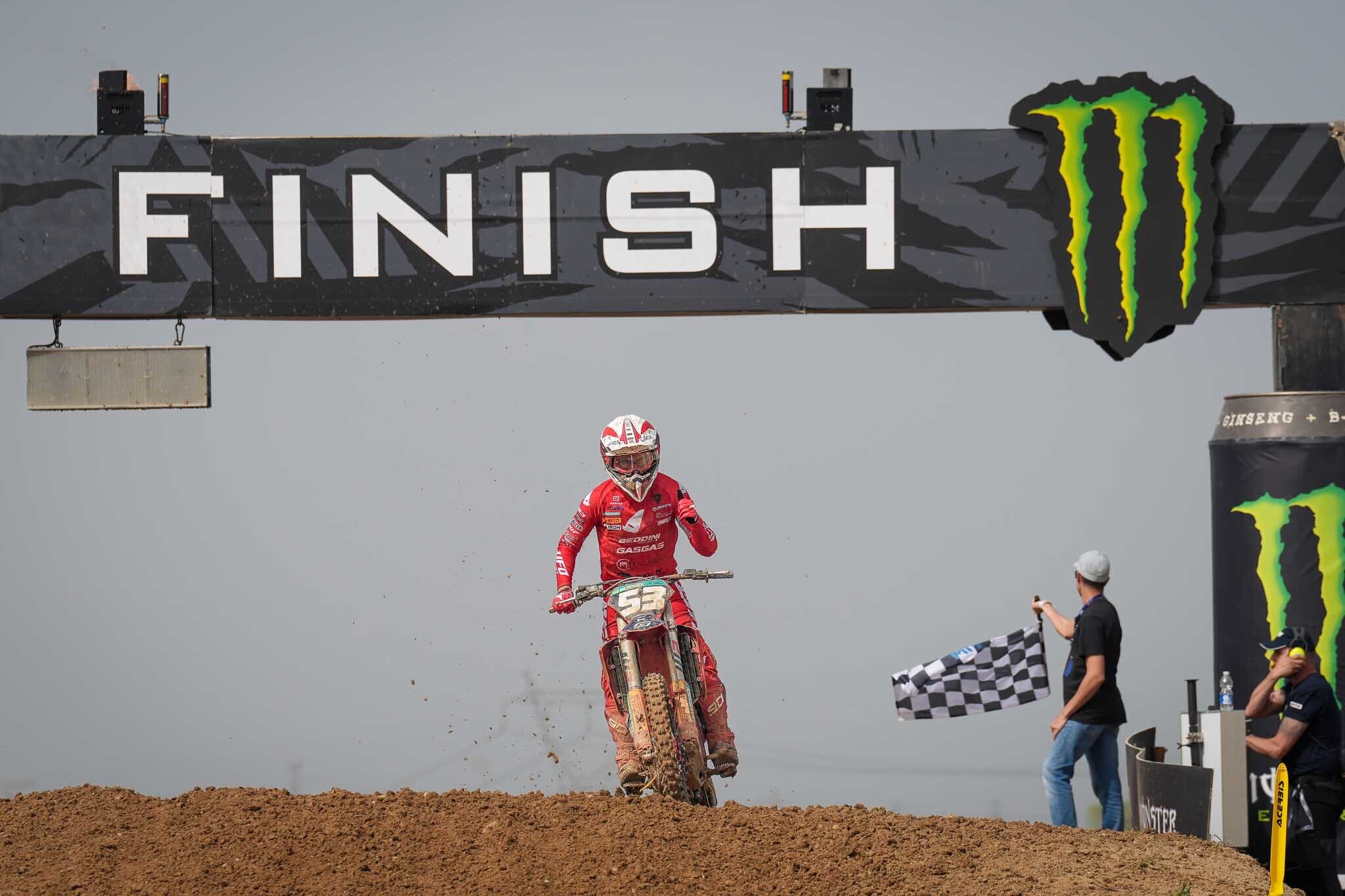 EMX250: Lata vince la prima manche del 2024