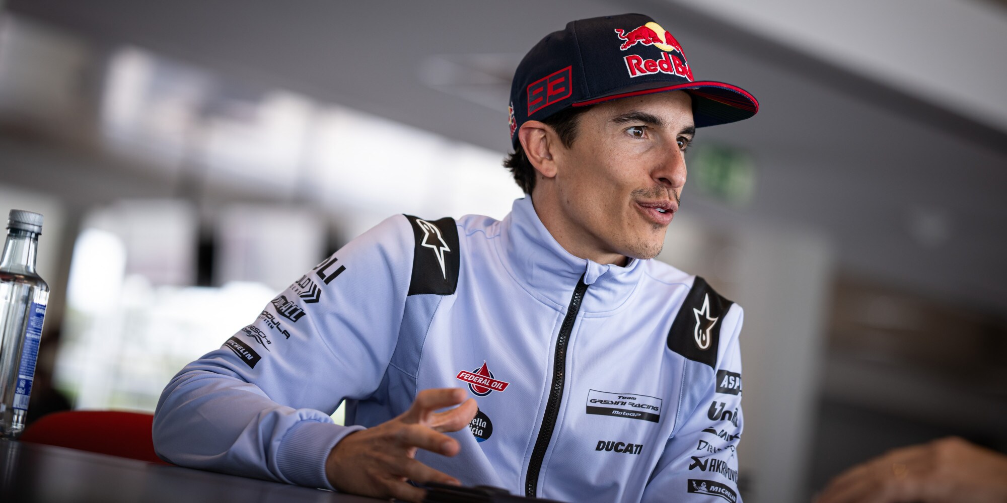 Marquez contro Bagnaia: “Ha sbagliato a resistere, lo avrei passato la curva successiva”