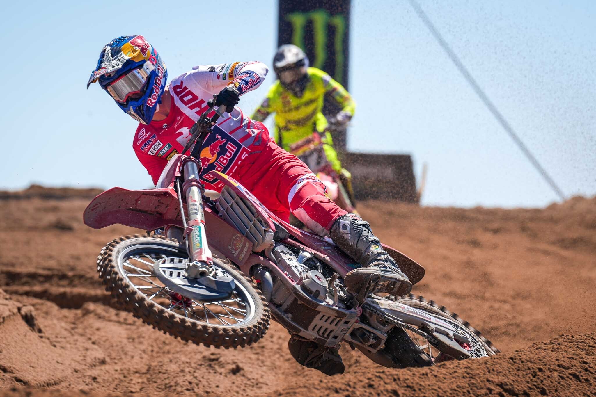 MXGP: Prado in pole a Riola