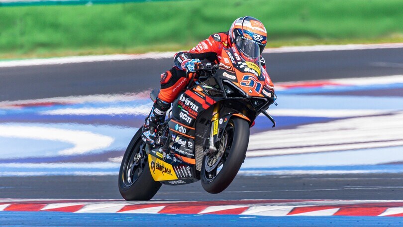 CIV SBK, Misano: Pirro resiste a Delbianco e fa il bis in Gara 2