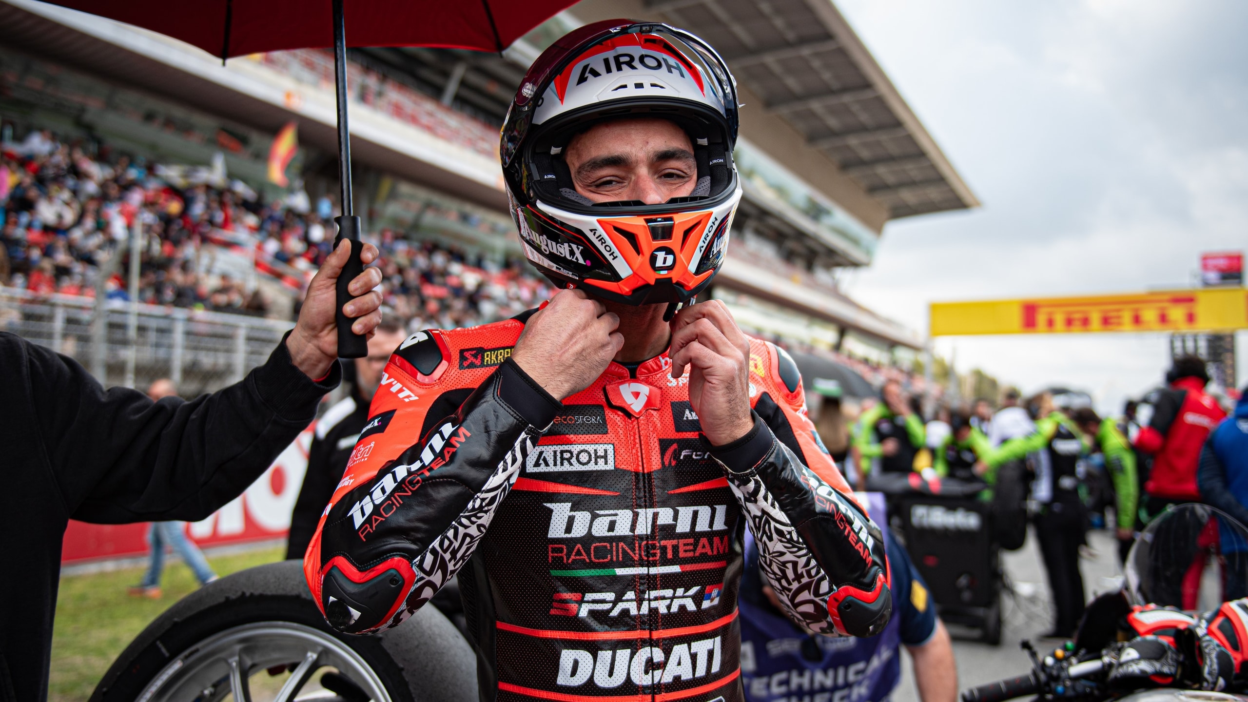 SBK: brutto infortunio per Petrucci dopo un incidente in allenamento