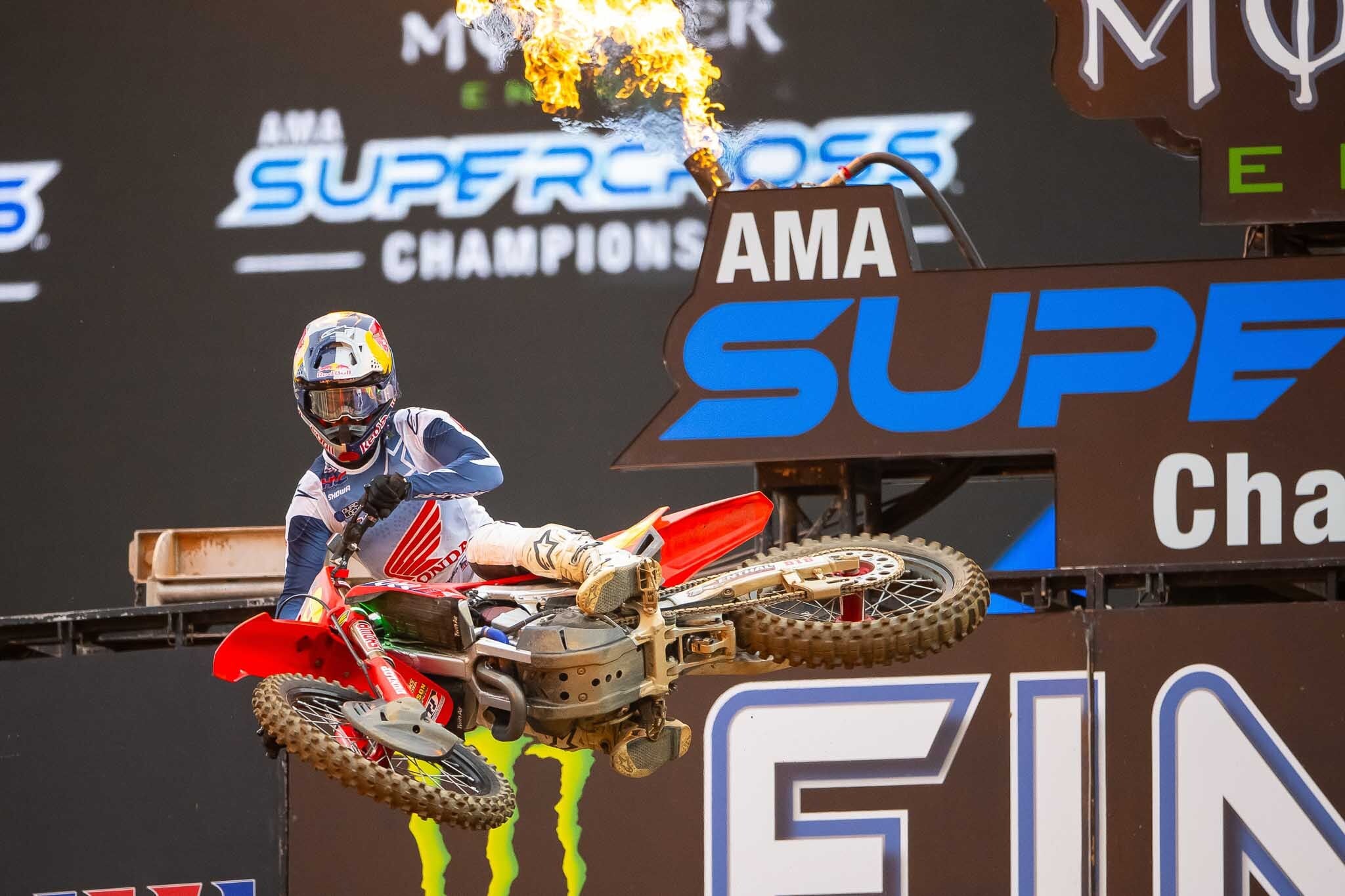 SX450: settimo sigillo di Jett