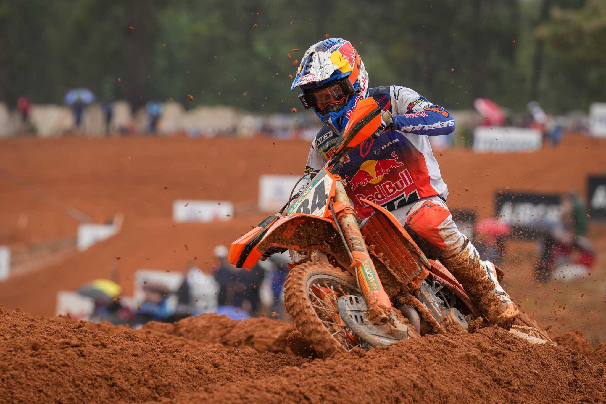 MXGP del Portogallo: pole per Herlings e Lucas Coenen
