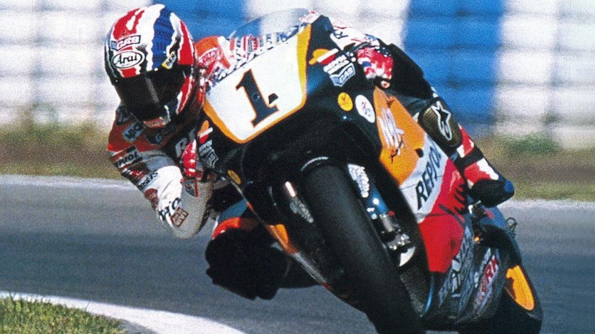 Chat GPT incorona il miglior pilota MotoGP di tutti i tempi