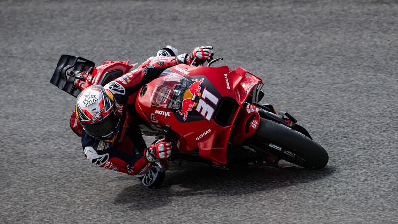 MotoGP GP Italia: Acosta dà un’altra lezione a Binder e Miller