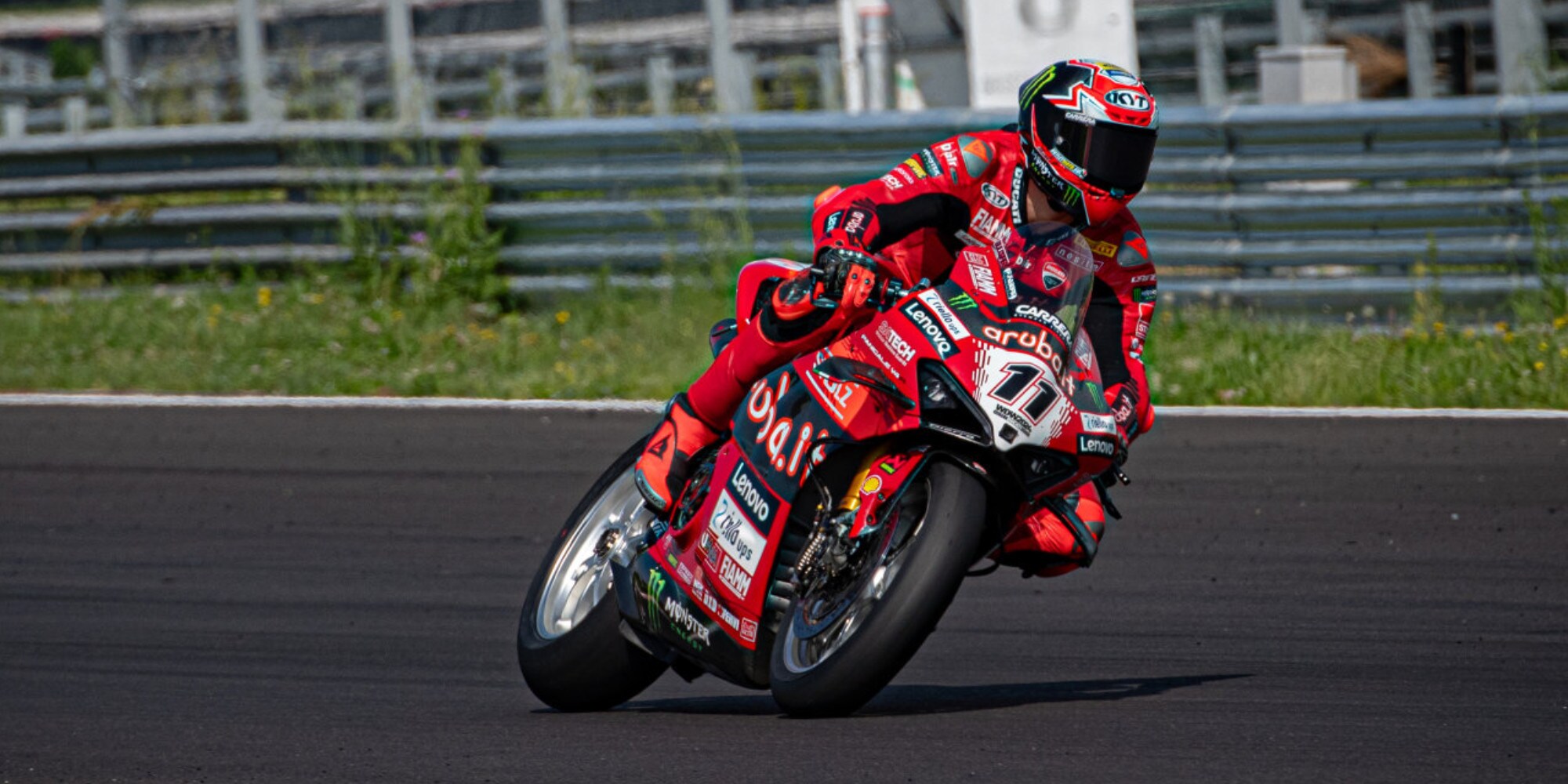 SBK Misano: Bulega domina la FP2, Razgatlioglu il più veloce di giornata