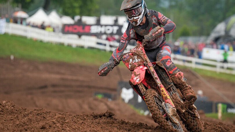 MXGP: Gajser vola sul fango