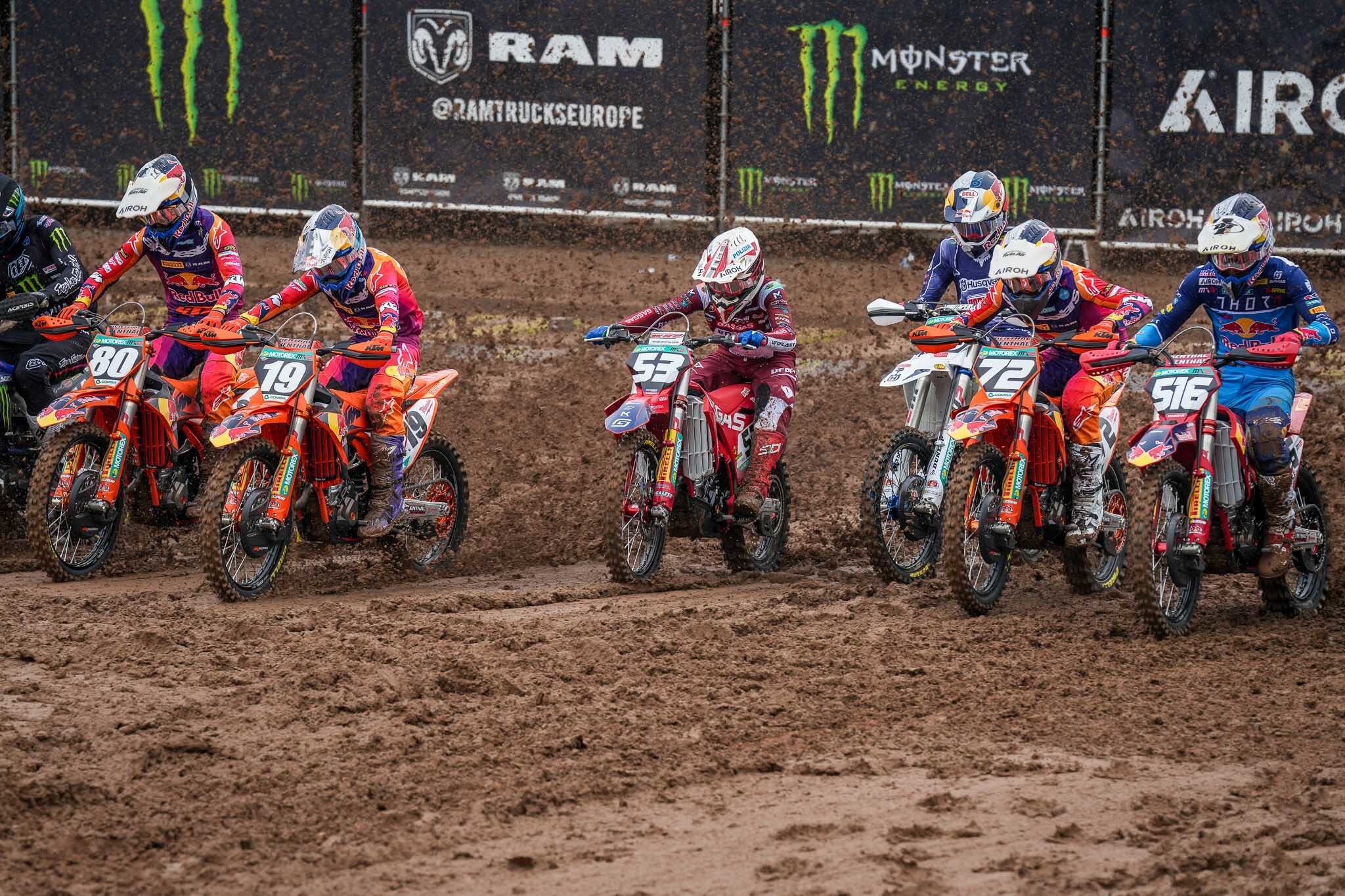 MX2: Everts re del fango in qualifica a Maggiora