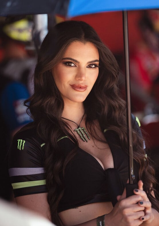 Giulia Cordaro incanta la SBK a Misano: ma dove l'avevamo già vista?