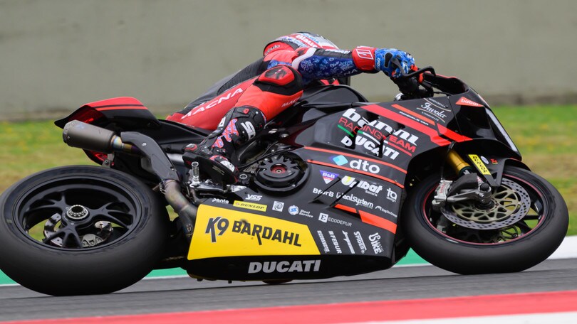 CIV Mugello: Michele Pirro firma la pole provvisoria della SBK in Q1