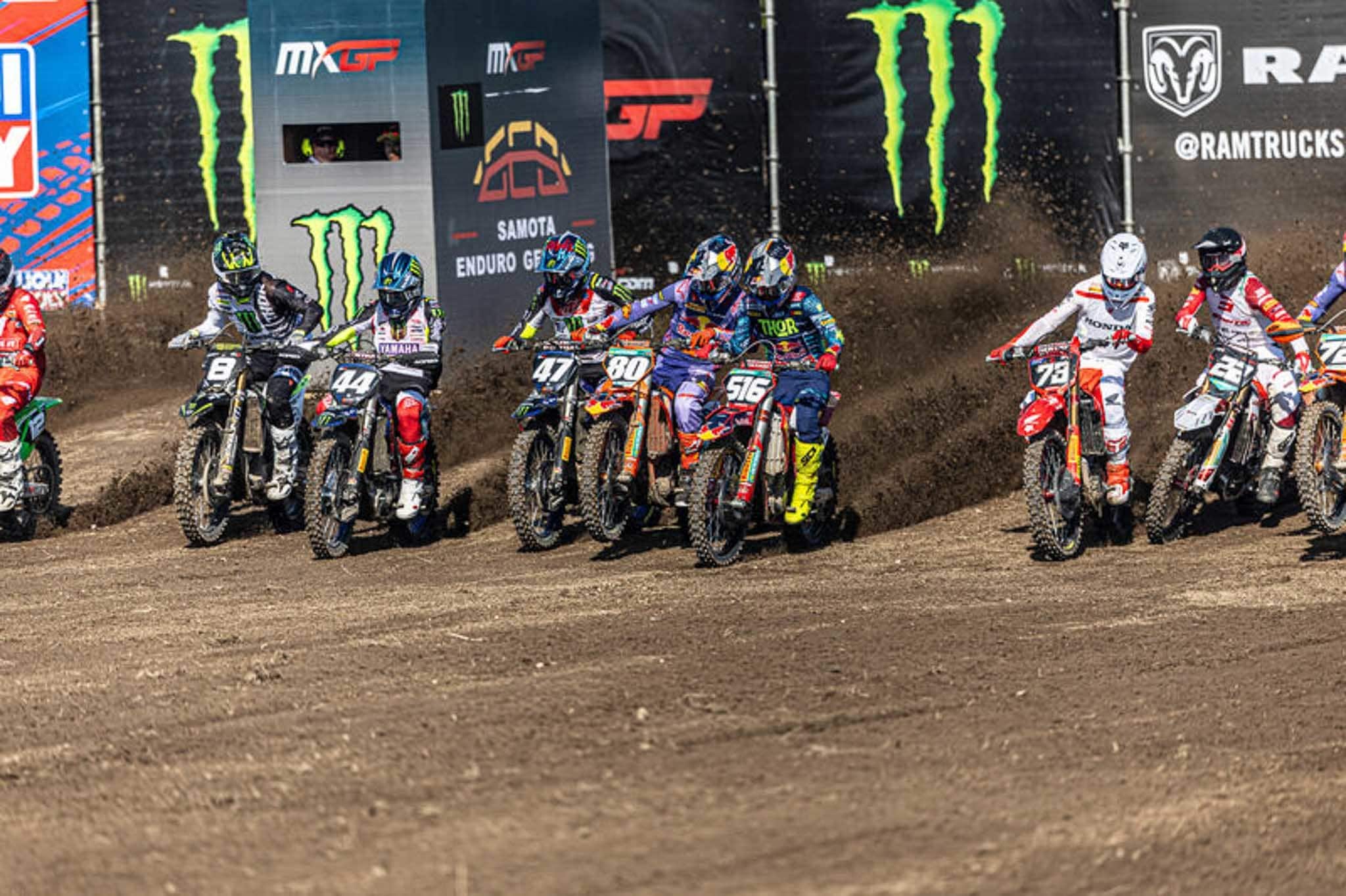 MX2: tutto liscio per de Wolf in gara 1