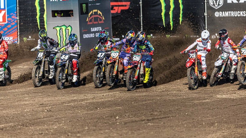 MX2: tutto liscio per de Wolf in gara 1