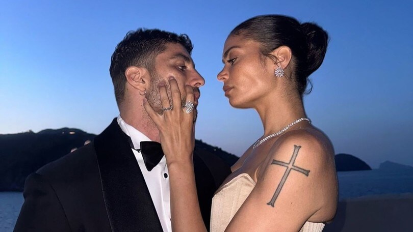 L'estate social di Elodie e Iannone tra festival, gare e feste