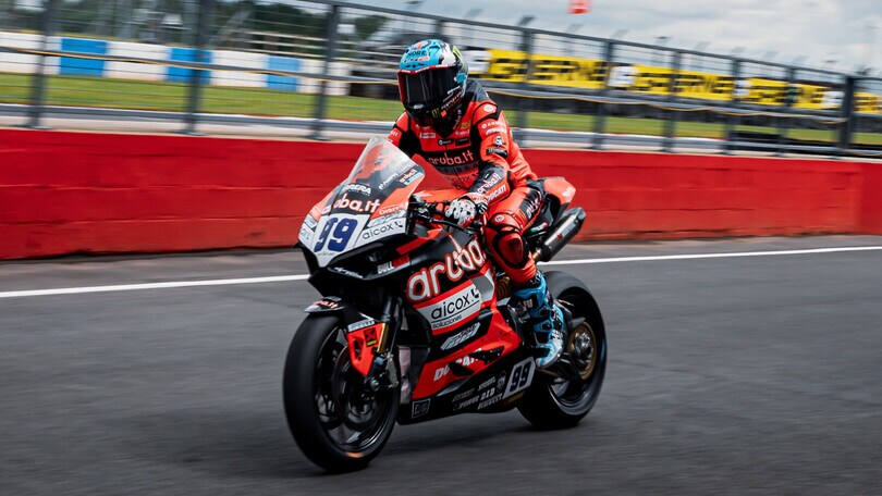 SSP: Superpole da record per Huertas e la Ducati a Donington Park