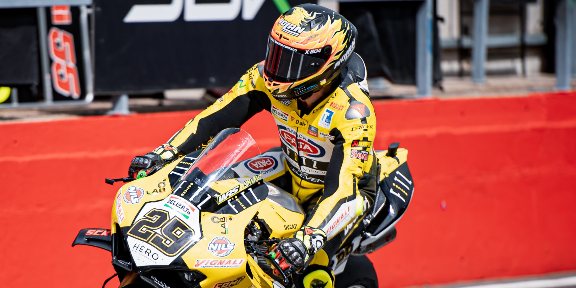 SBK Donington, Iannone: “Partire così indietro rende tutto difficile, ma...”