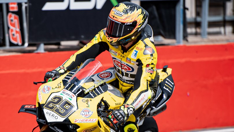 SBK Donington, Iannone: “Partire così indietro rende tutto difficile, ma...”