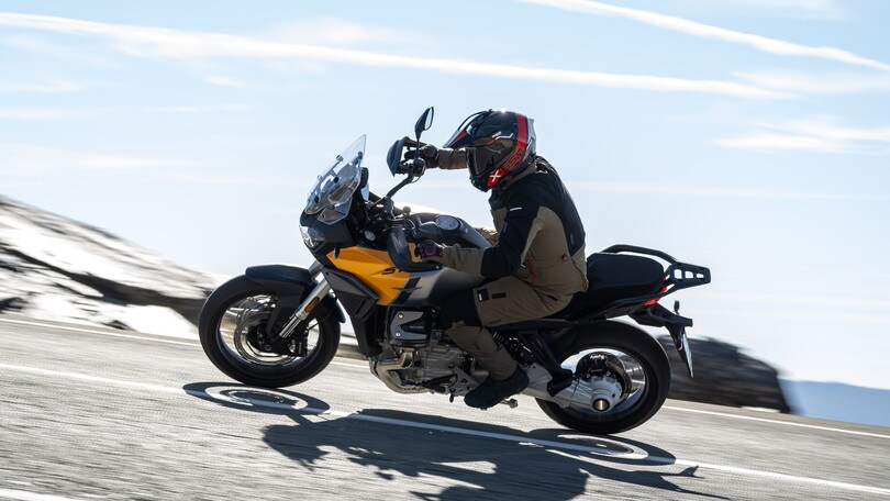 Tra le vette delle Alpi | Giri e Gare