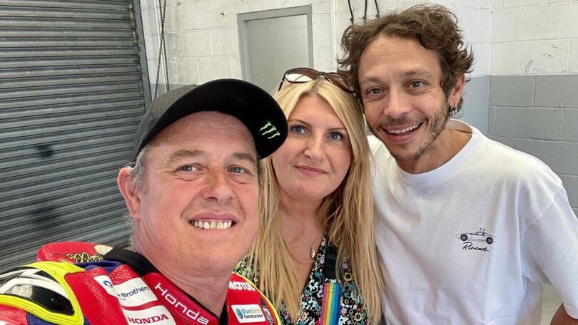 MotoGP, McGuinness: "Valentino Rossi è ancora il migliore al mondo"