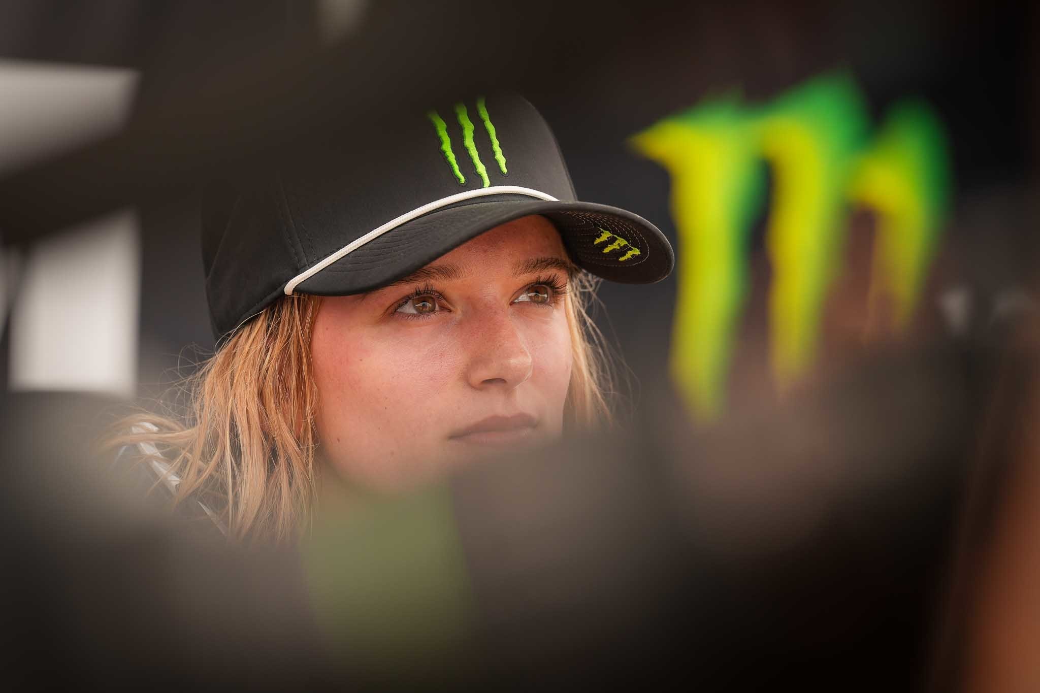 MX2: Lotte, una Supergirl a Lommel