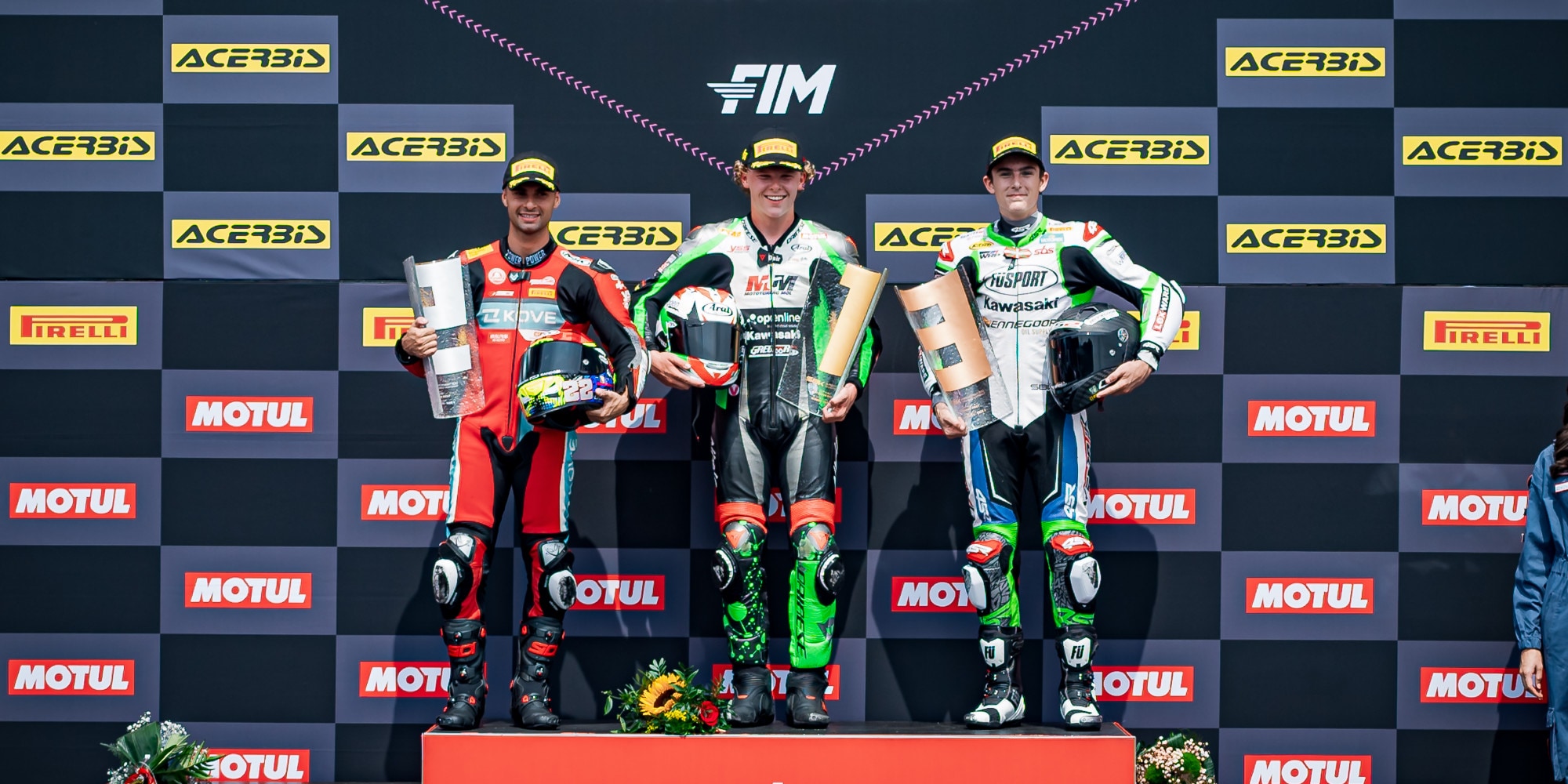 SSP300, Most: Loris Veneman vince Gara1, quarto Mirko Gennai