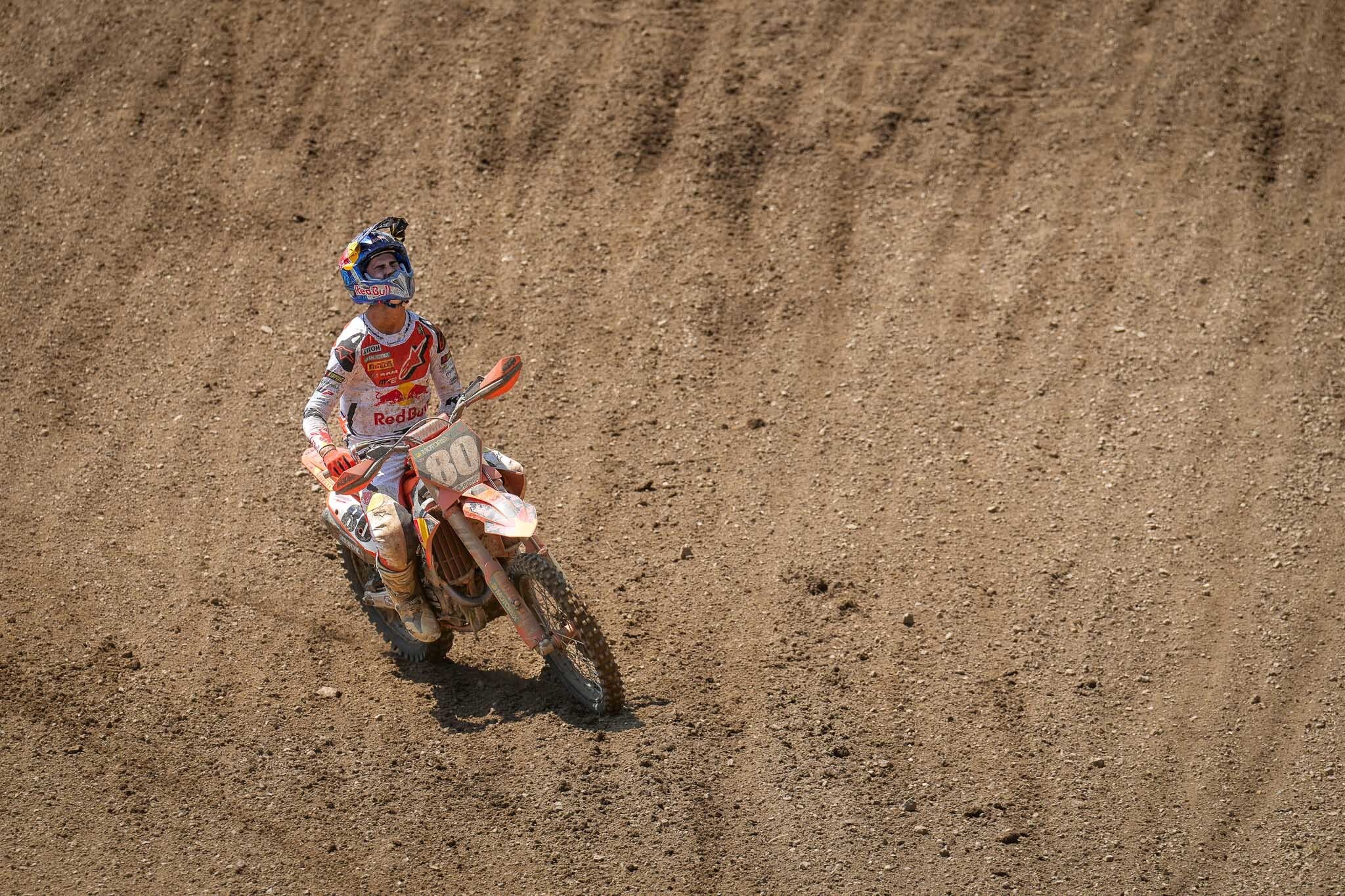 MX2, Andrea Adamo e la caduta a Loket: il video