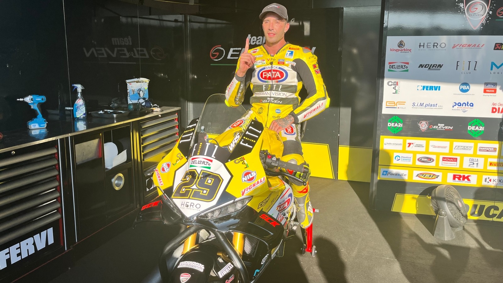 WDW: Iannone in pole nella Race of Champions davanti a Bagnaia!