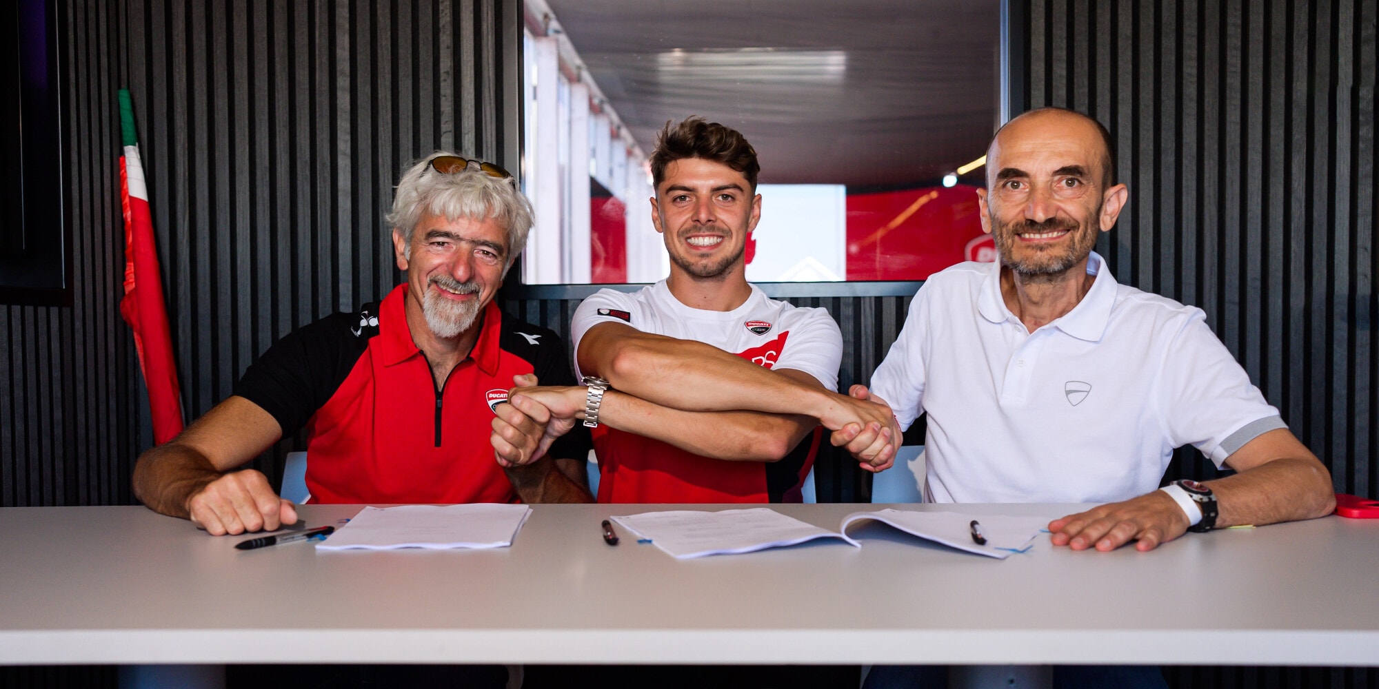 MotoGP, ufficiale: Di Giannantonio rinnova con il team VR46