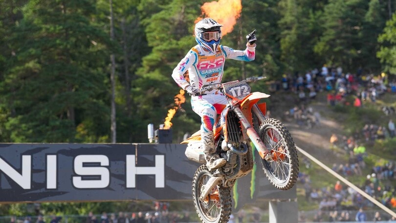 EMX250: Lata sfortunato, prima manche a Valk