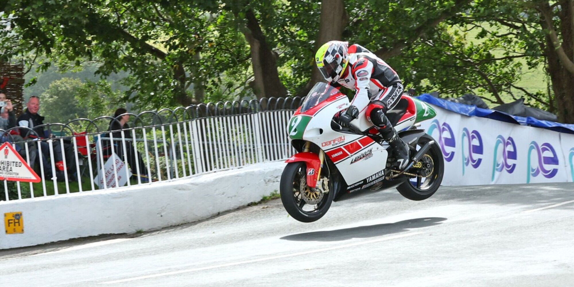 Manx GP: Lougher trionfa nella Lightweight, bene Bonetti e Bottalico
