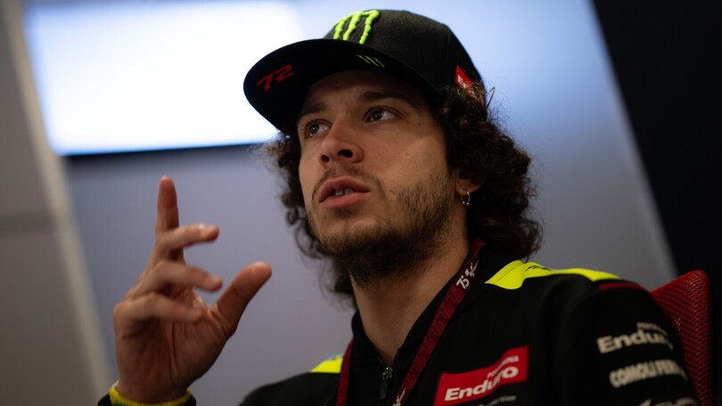 Bezzecchi: "Ho guardato i dati di Marc, ma l'angolo di piega fa la differenza"