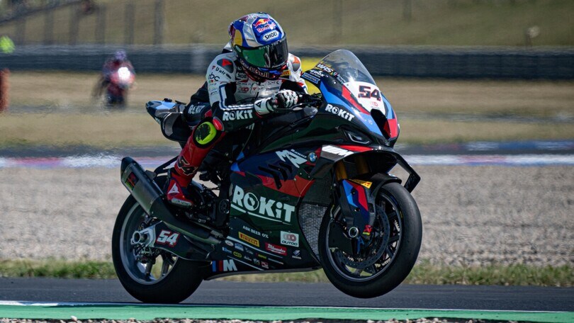 SBK Magny – Cours: tripletta BMW in FP1 con Toprak in testa, 4° Bulega