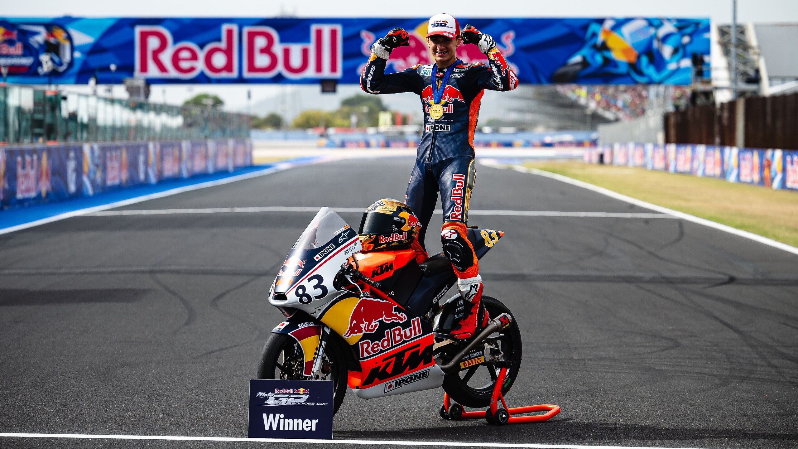 Rookies Cup: Alvaro Carpe conquista il titolo a Misano, paura per Quiles