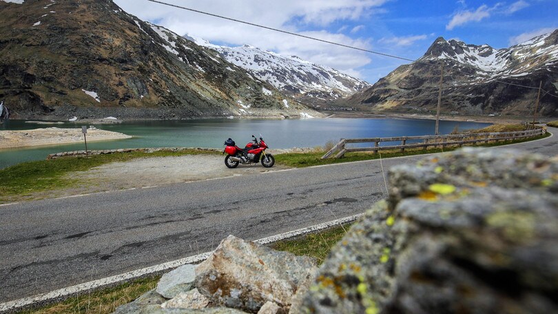 In cima ai Passi Spluga e San Bernardino | Giri e Gare