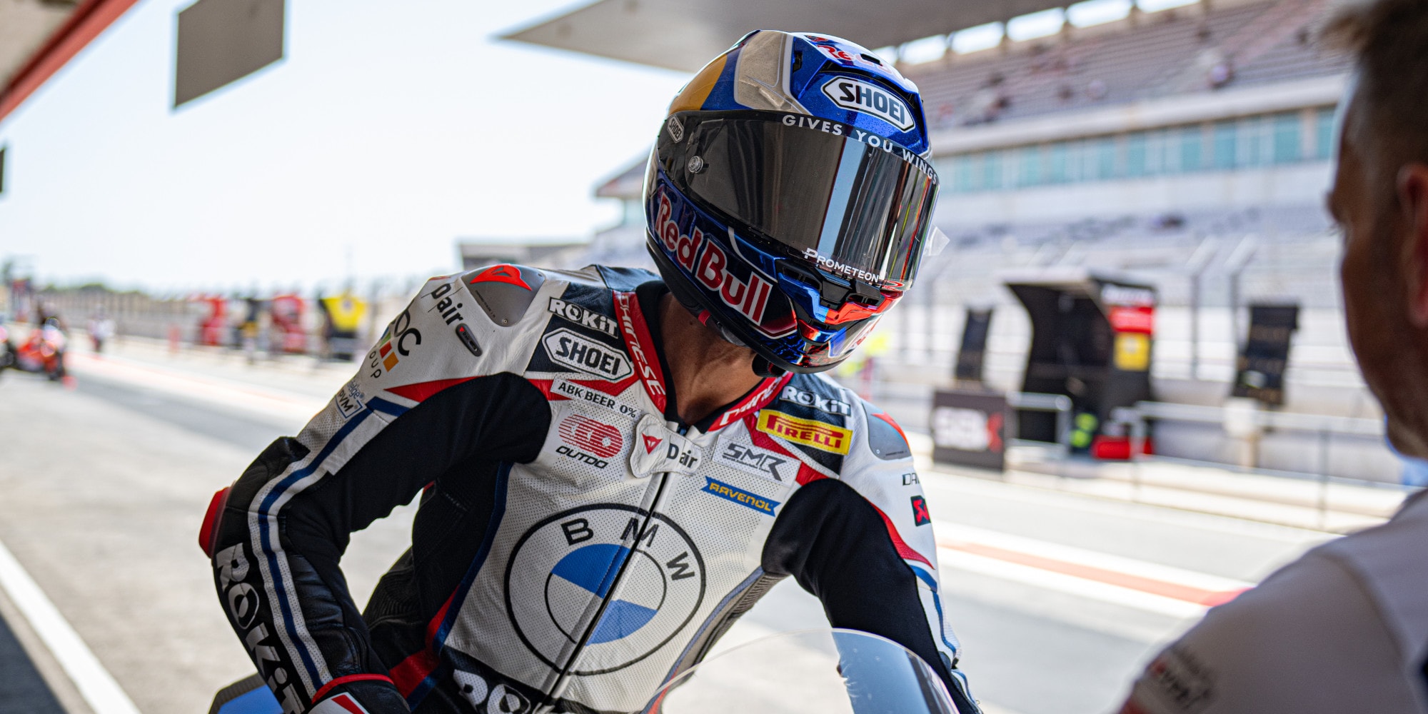 SBK, BMW “trema”: nessuna certezza sul rientro di Razgatlioglu