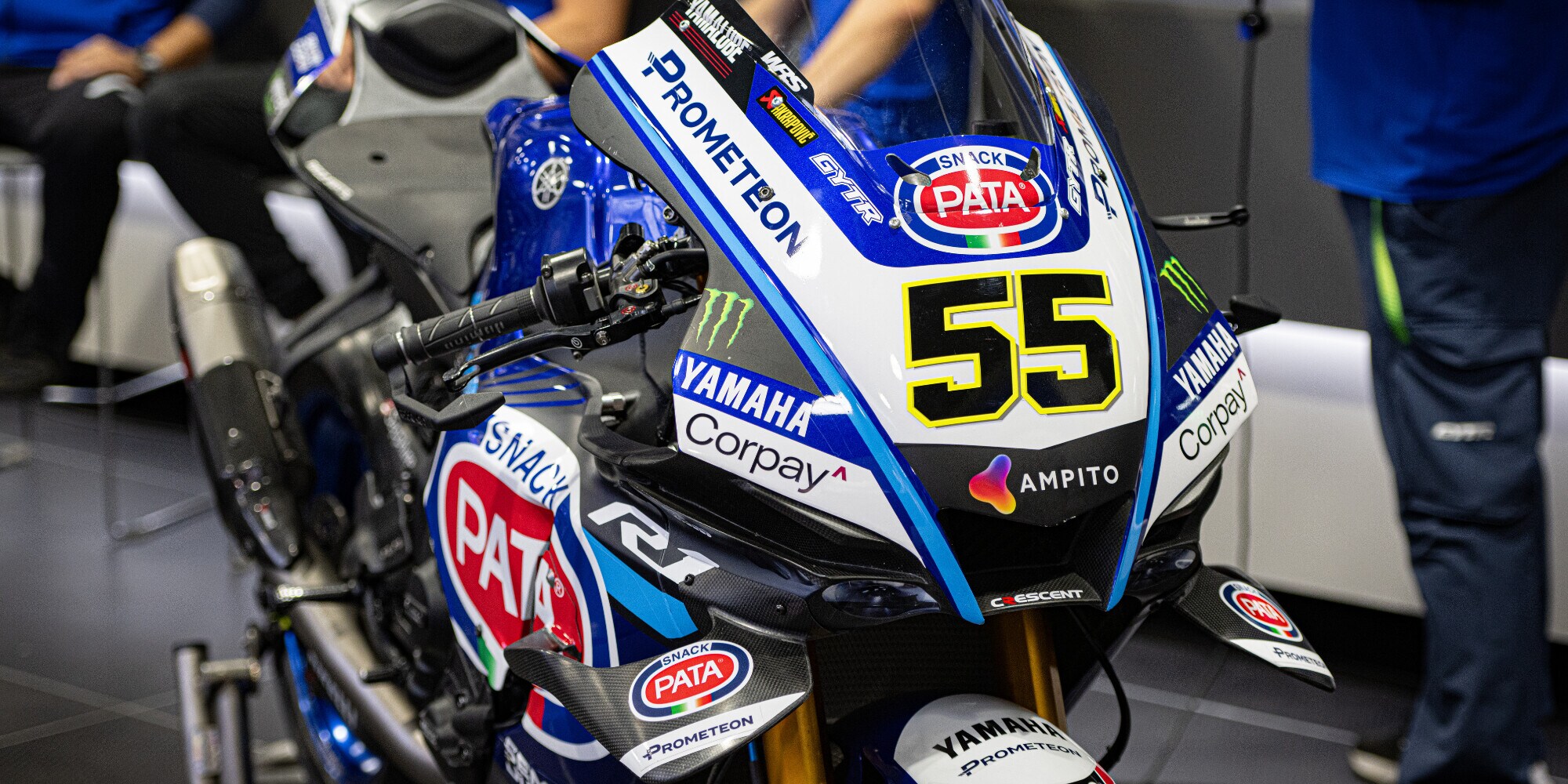 SBK, Dosoli: “La R1 2025 è una nuova moto, nessuna super concessione”