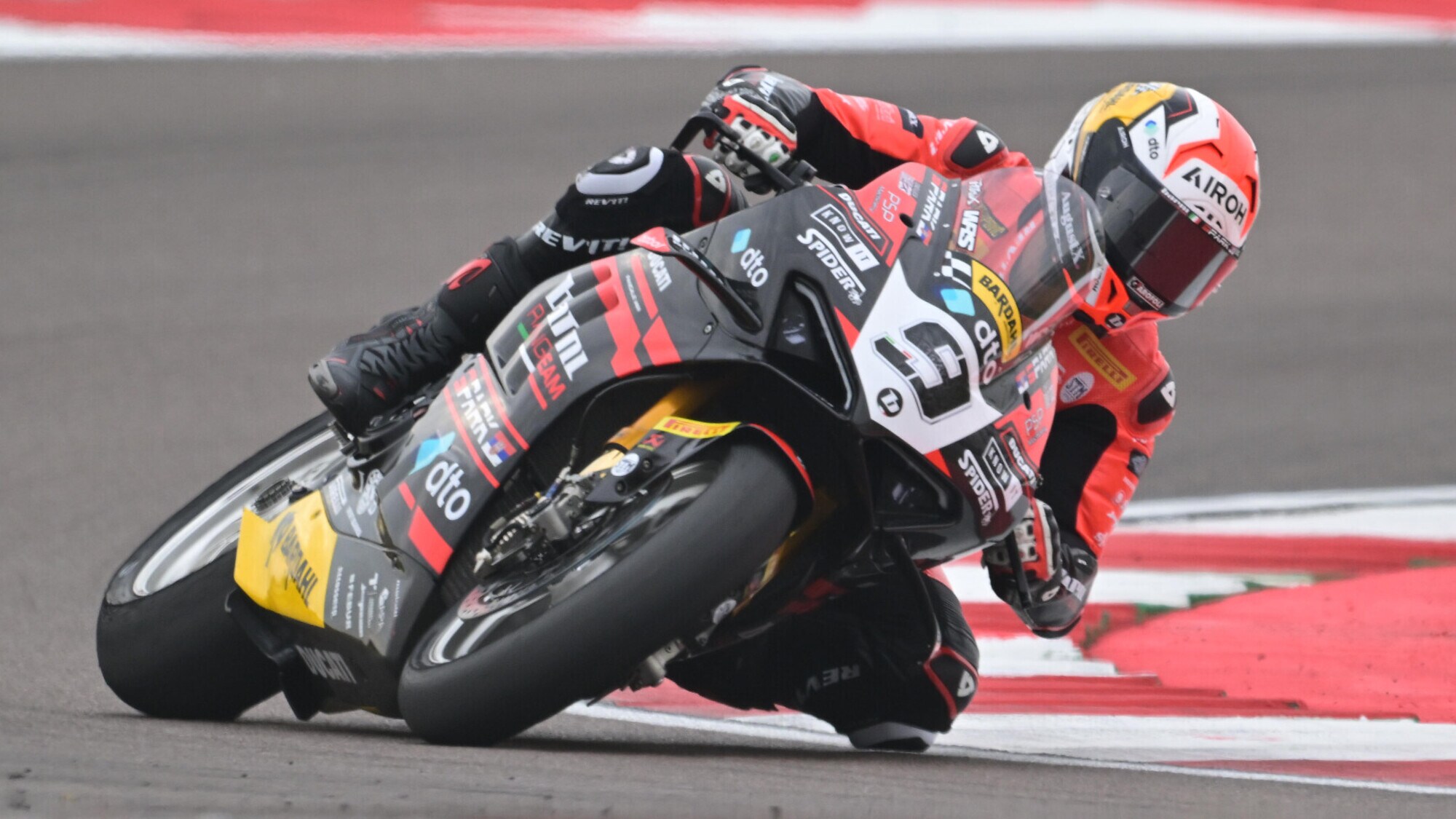 SBK Cremona, Gara 1: primo trionfo per Petrucci, Iannone out