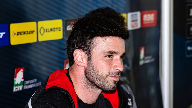 SBK, il CIV omaggia Luca Salvadori a Imola