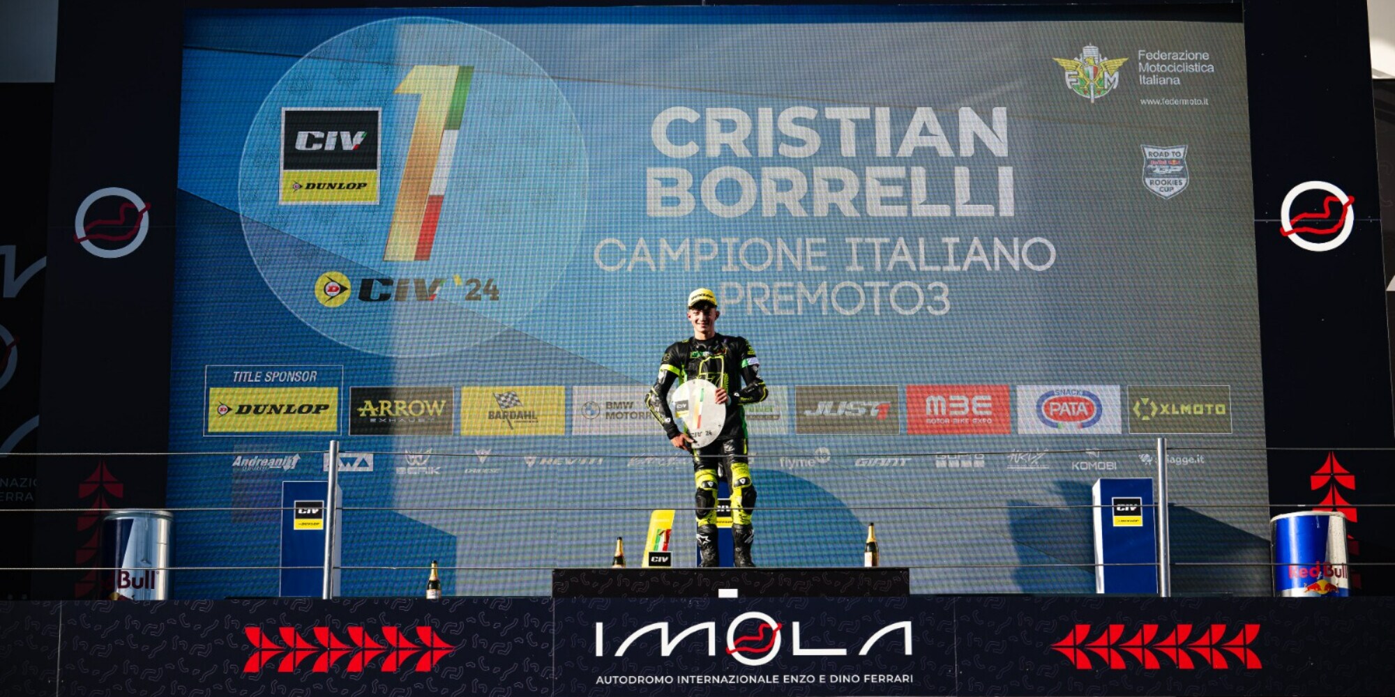 CIV Imola, Borrelli campione in PreMoto3, Cazzaniga rimanda la festa a Coppola in 300