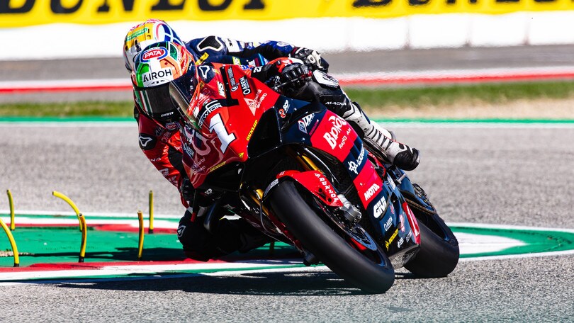 CIV SBK, Gara 2: Pirro sbaglia, Zanetti vince l'ultima manche del 2024