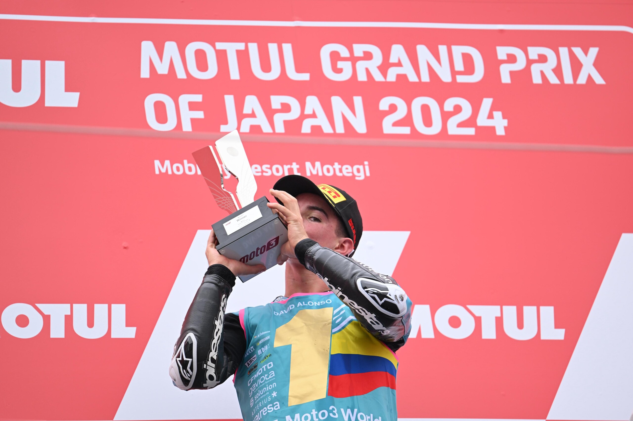 Moto3, David Alonso campione del mondo: le foto dei festeggiamenti