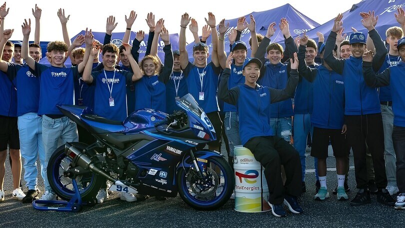 Yamaha R3 SuperFinale: all'Estoril con un carburante 100% sostenibile