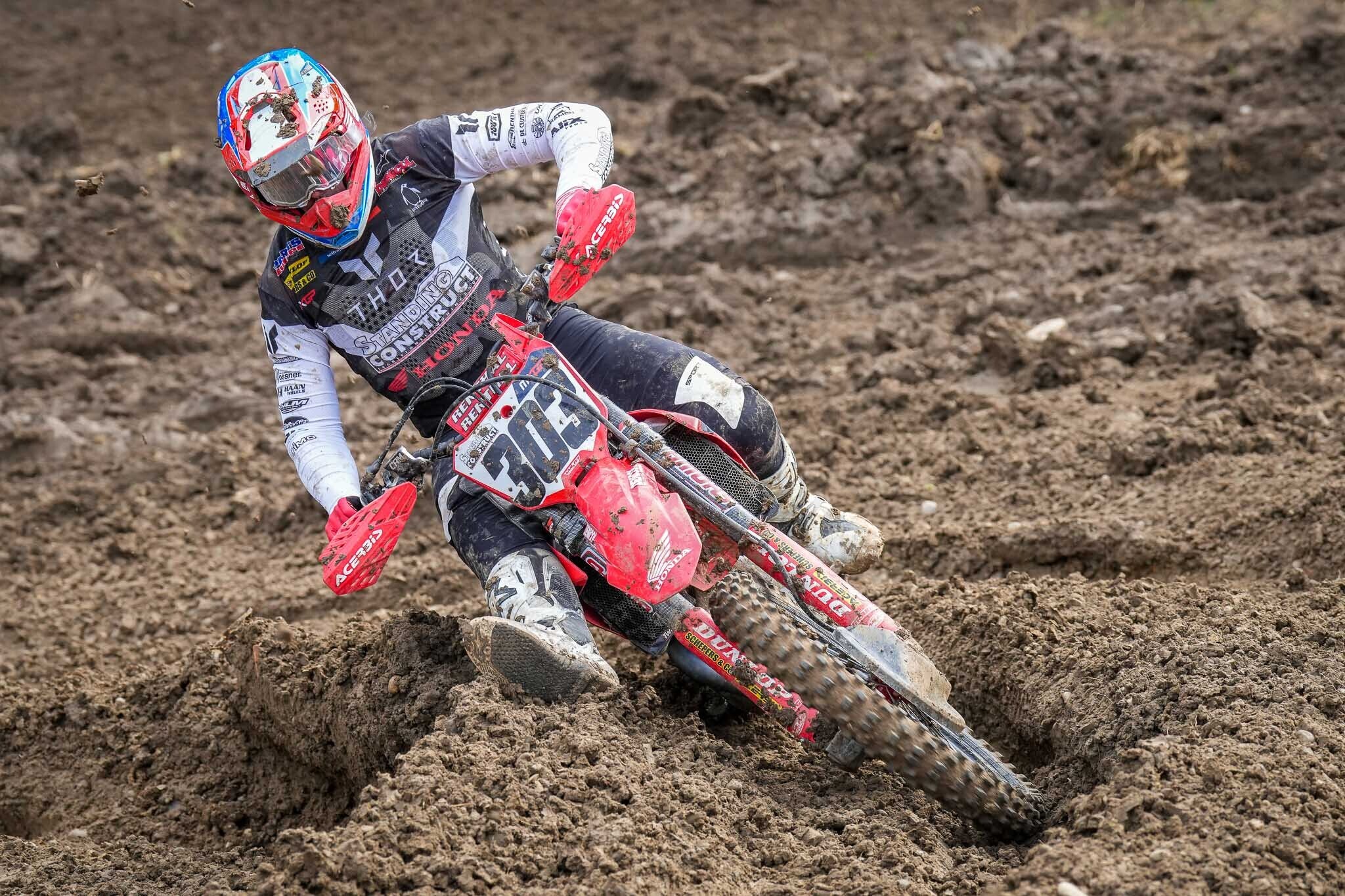MXGP: addio a Honda Standing Construct
