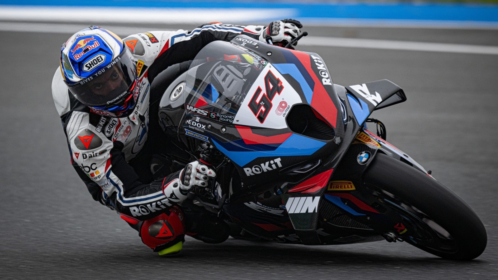 SBK Estoril: Bautista sbaglia, Razgatlioglu no e vince Gara 1. Bulega 2°