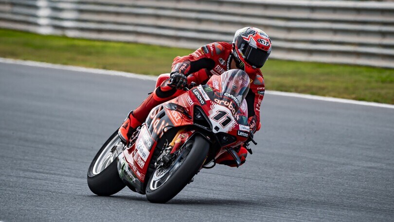 SBK Jerez, è subito Bulega vs Toprak: Nico 1° ma il turco è a 22 millesimi